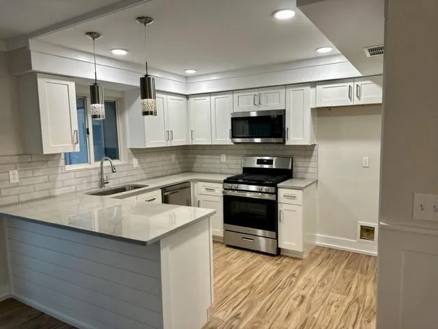 Smyrna, Georgia 30080, United States, 2 Bedrooms Bedrooms, ,2 BathroomsBathrooms,Residential,Active,94818