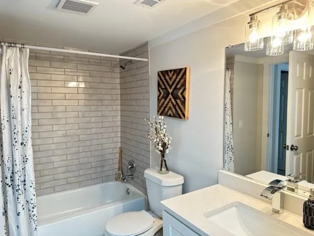 Smyrna, Georgia 30080, United States, 2 Bedrooms Bedrooms, ,2 BathroomsBathrooms,Residential,Active,94818