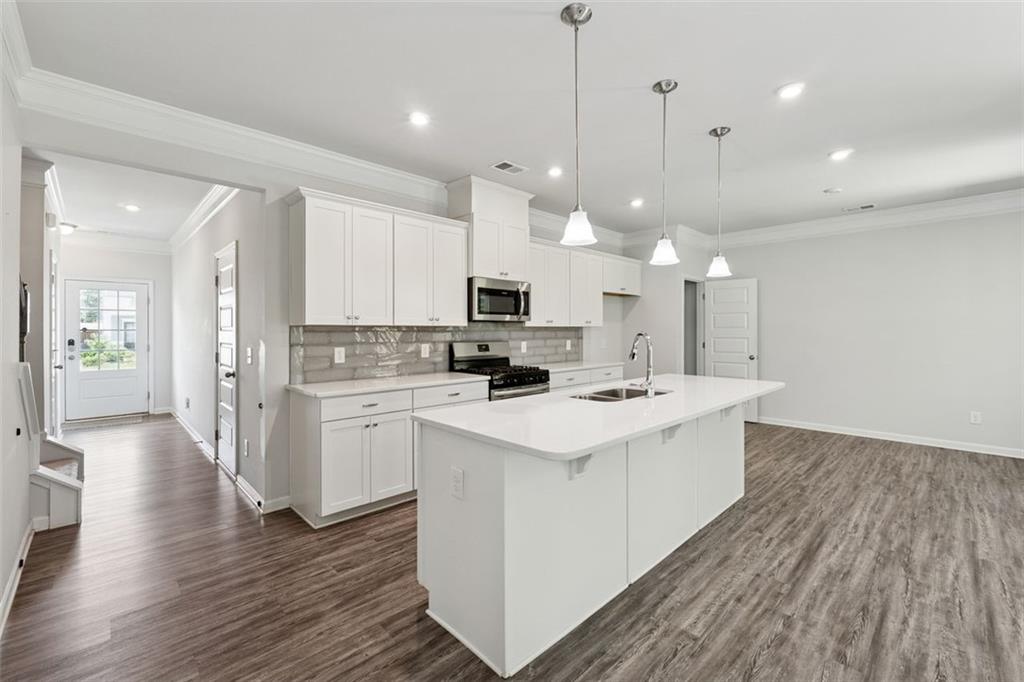 3843 CLARINGTON Drive