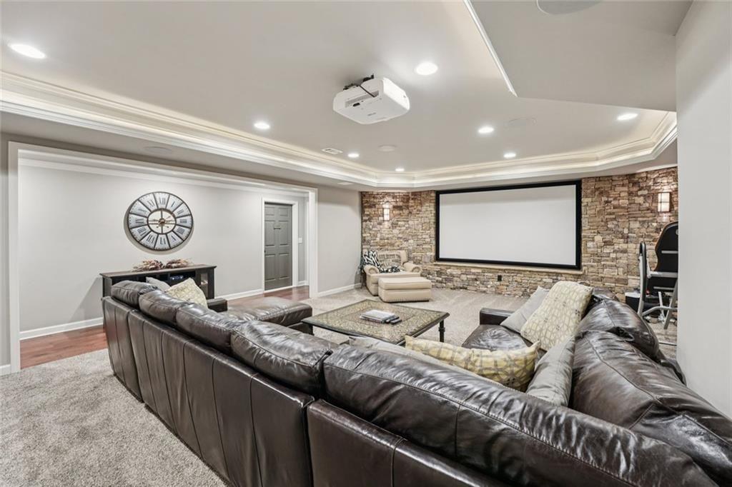 POLO GOLF AND COUNTRY CLUB - Residential