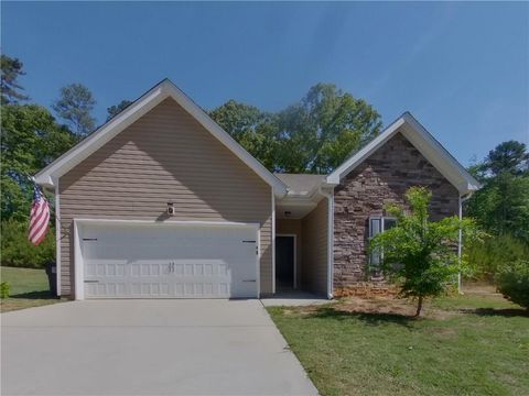Homes For Rent - 338 Brookwood Crossing<br/> Douglasville, GA 30134