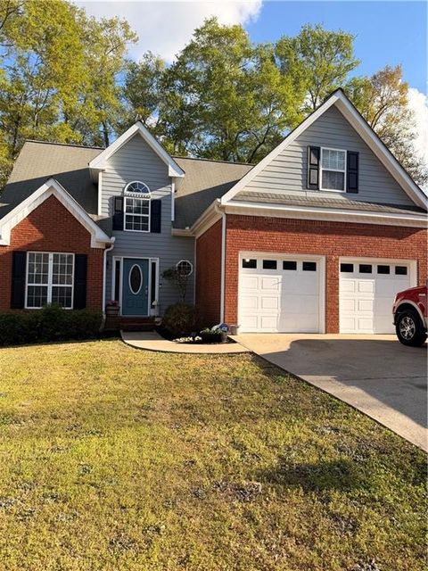 Homes For Sale - 6728 Oakhurst Court<br/> Douglasville, GA 30134
