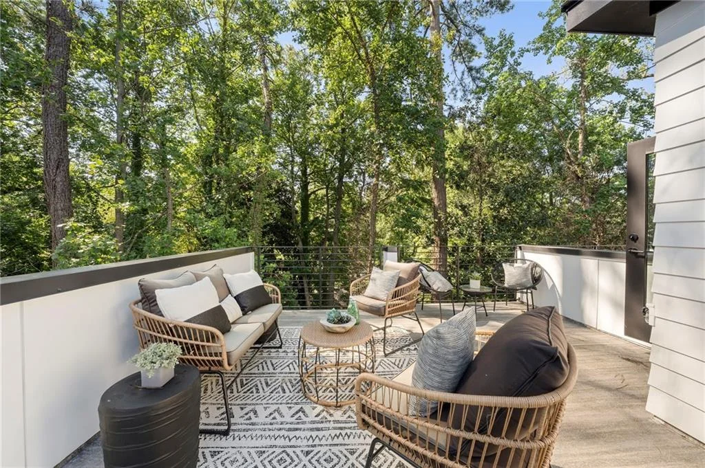 1169 Penny Lane, Atlanta, GA, 30329
