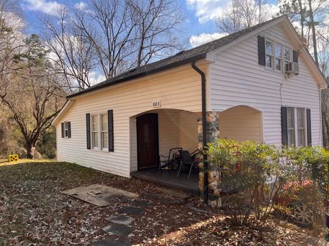 A home in Dahlonega