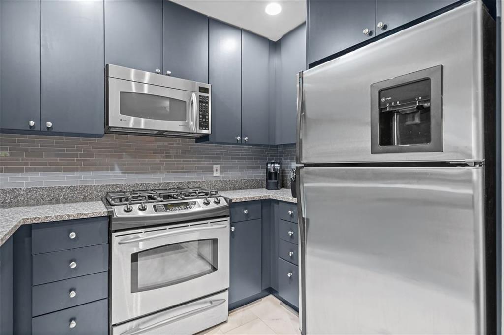 3338 Peachtree Road NE 1105