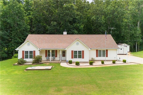 Homes For Sale - 187 Cedar Ridge Road<br/> Locust Grove, GA 30248