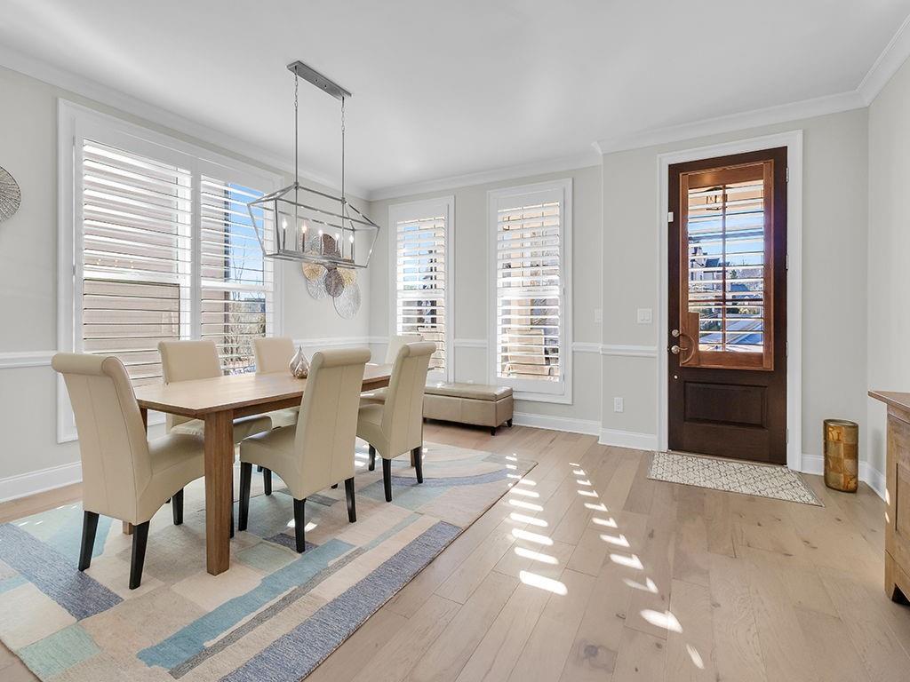 6578 Creekview Circle