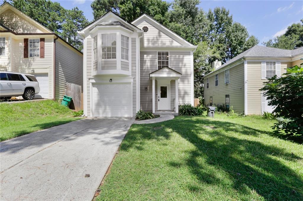 Nestled in the heart of Norcross is this beautiful 3 bedroom, 3 bathroom home. Enjoy the stainless-steel appliances, a Spacious primary bedroom with a walk-in closet, and an updated bathroom. A formal dining room and generous kitchen are perfect for entertaining family or guests. Conveniently located close to major highways! Make this your home before someone else does!