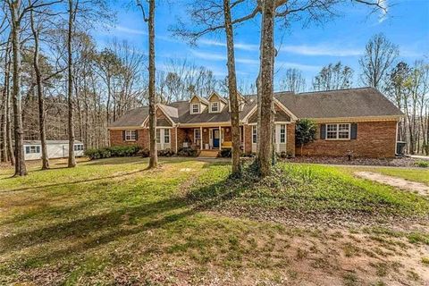 A home in Mcdonough