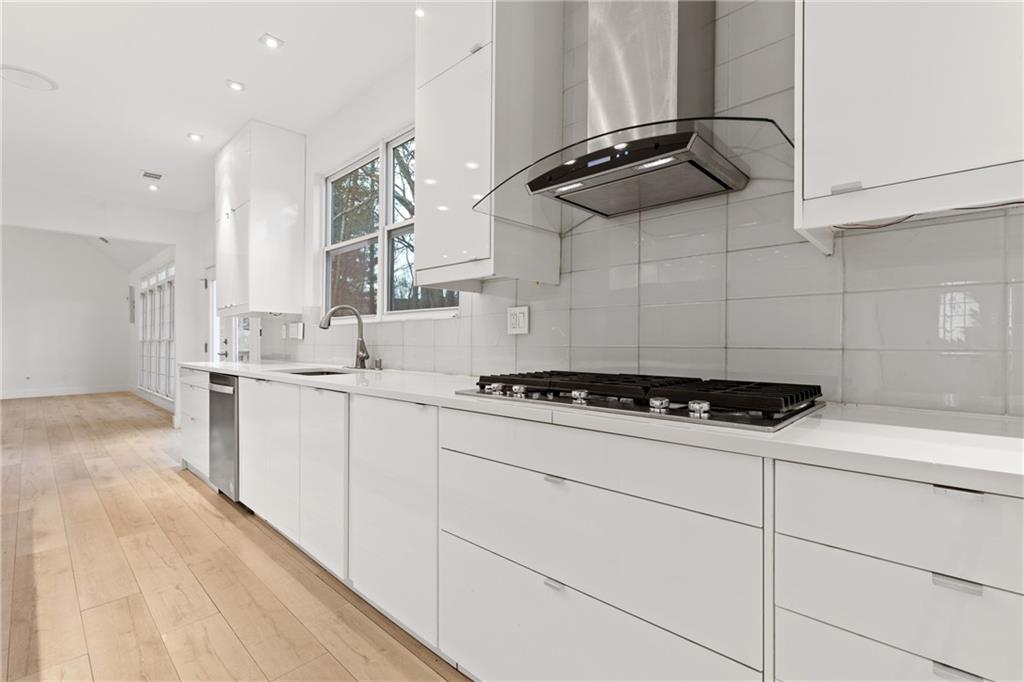400 Eastcote Drive