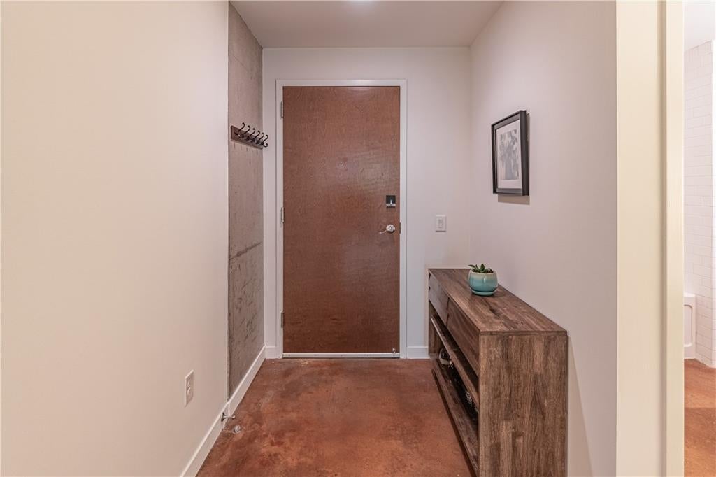 335 W Ponce De Leon Avenue 205