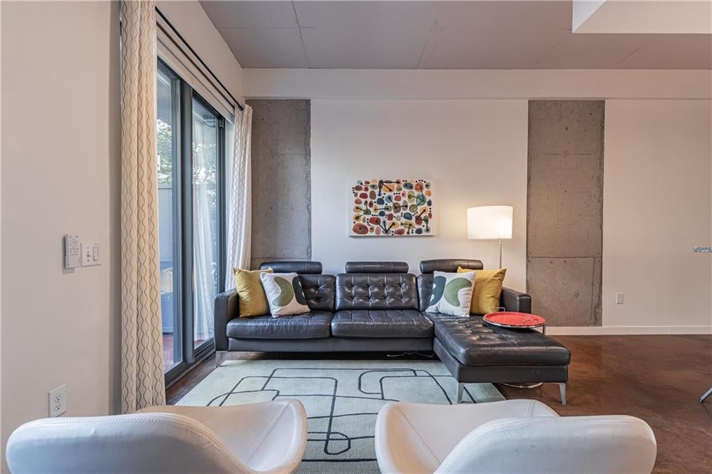 335 W Ponce De Leon Avenue 205