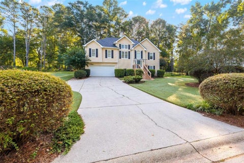 Homes For Sale - 54 Wooddale Lane<br/> Carrollton, GA 30117