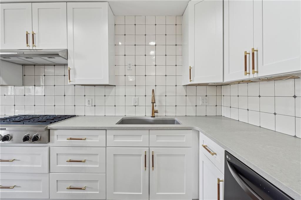 215 Piedmont Avenue NE 506