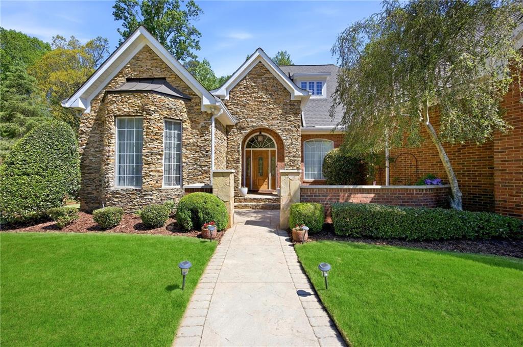 4332 Stratford Drive