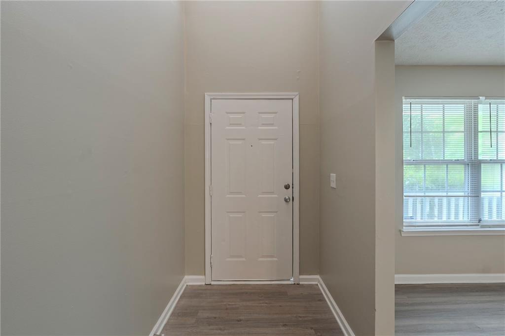 589 Arbor Ridge Drive, Stone Mountain, Georgia image 2