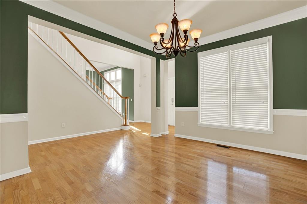 4963 Kingsbridge Court, Powder Springs, Georgia image 9