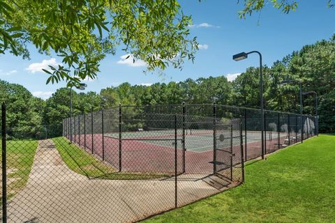 A home in Dacula