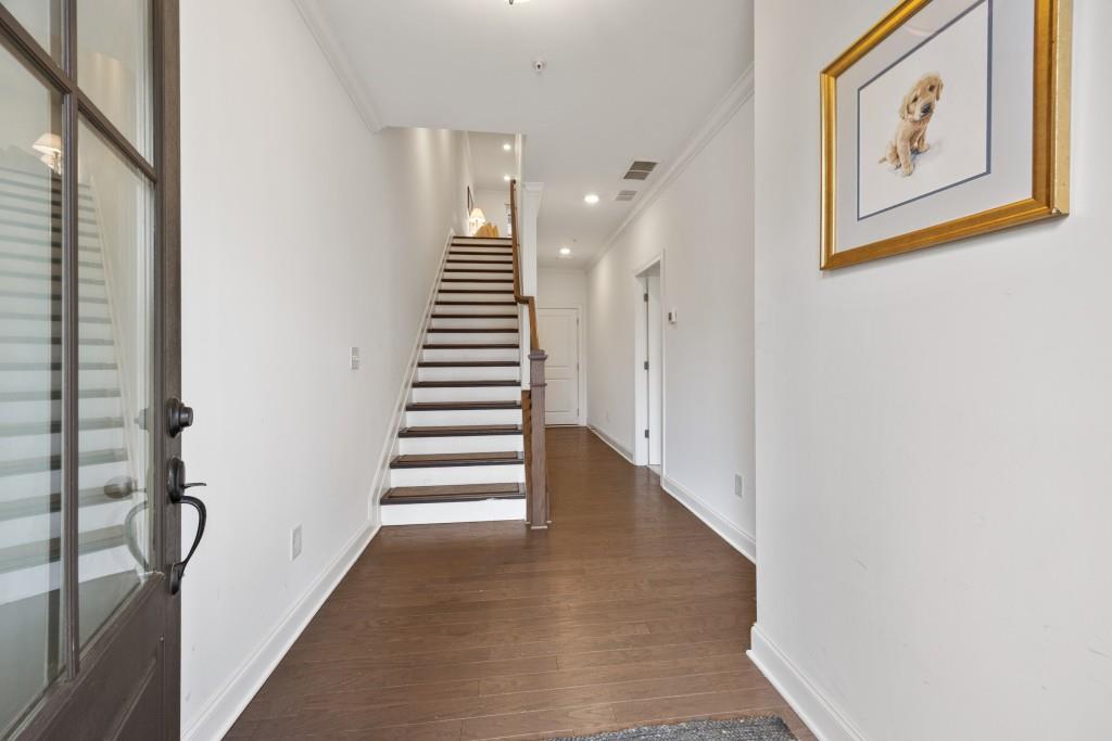 6529 Beacon Drive