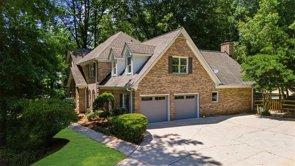 330 Autumn Wood Lane