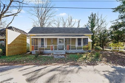 107 1st Street Barnesville GA 30204