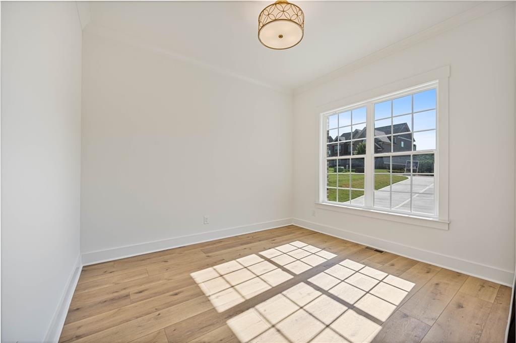 5636 Meadow View Drive