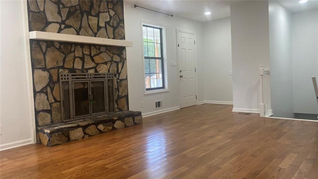 1807 Merry Oak Road SW