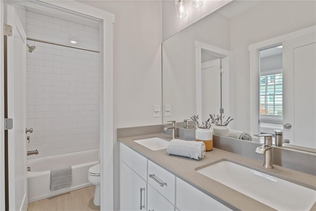 South on Main - Residential