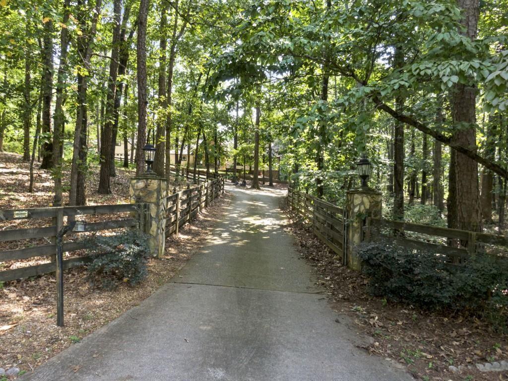 3355 Old Peachtree Road