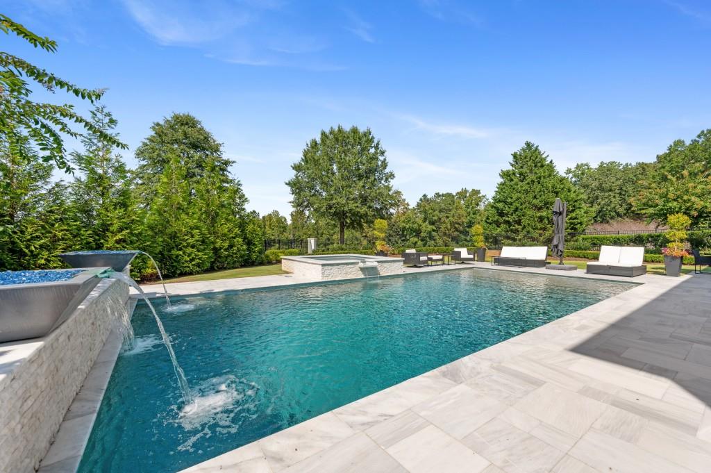 The Manor - Residential