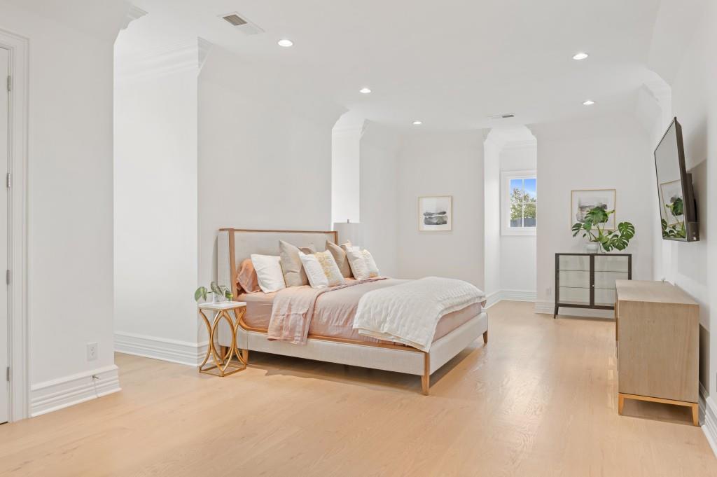 The Manor - Residential