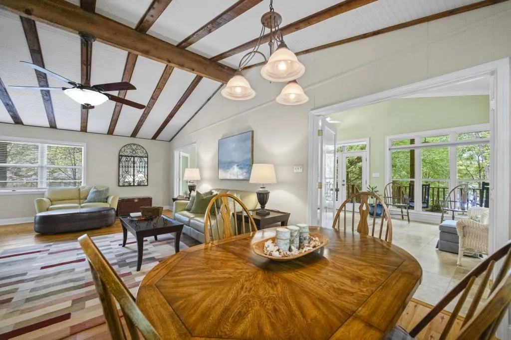 Lavonia, Georgia 30553, United States, 3 Bedrooms Bedrooms, ,2 BathroomsBathrooms,Residential,Pending,204257