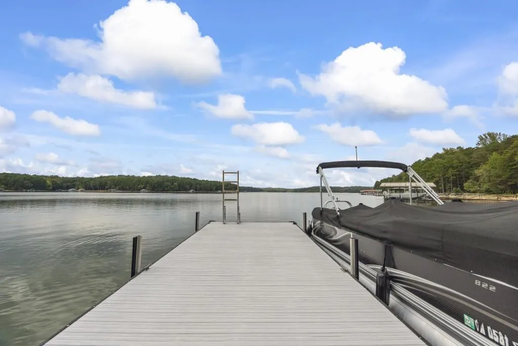 Lavonia, Georgia 30553, United States, 3 Bedrooms Bedrooms, ,2 BathroomsBathrooms,Residential,Pending,204257