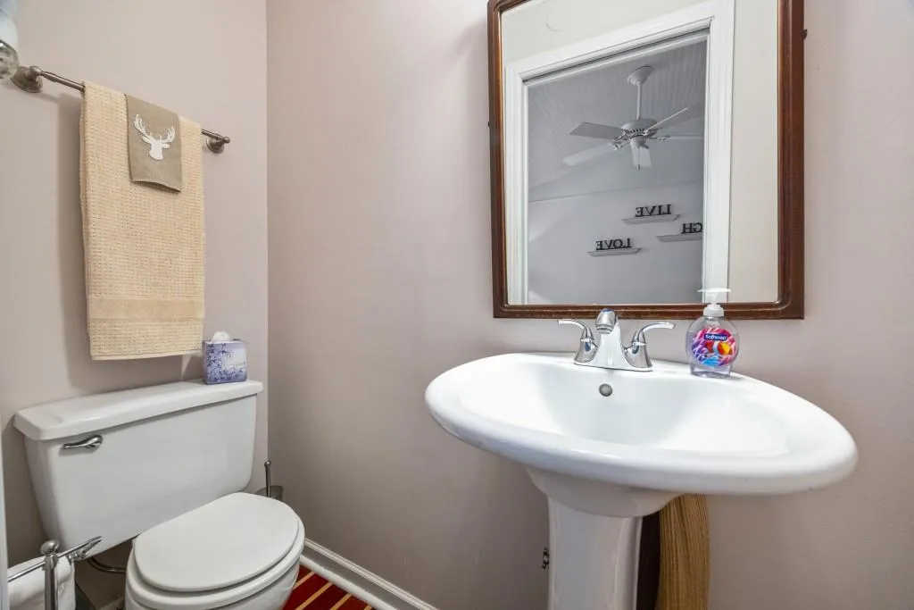 Lavonia, Georgia 30553, United States, 3 Bedrooms Bedrooms, ,2 BathroomsBathrooms,Residential,Pending,204257