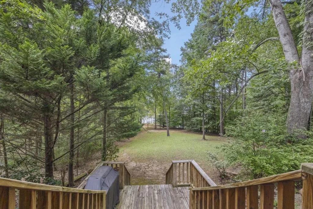 Lavonia, Georgia 30553, United States, 3 Bedrooms Bedrooms, ,2 BathroomsBathrooms,Residential,Pending,204257