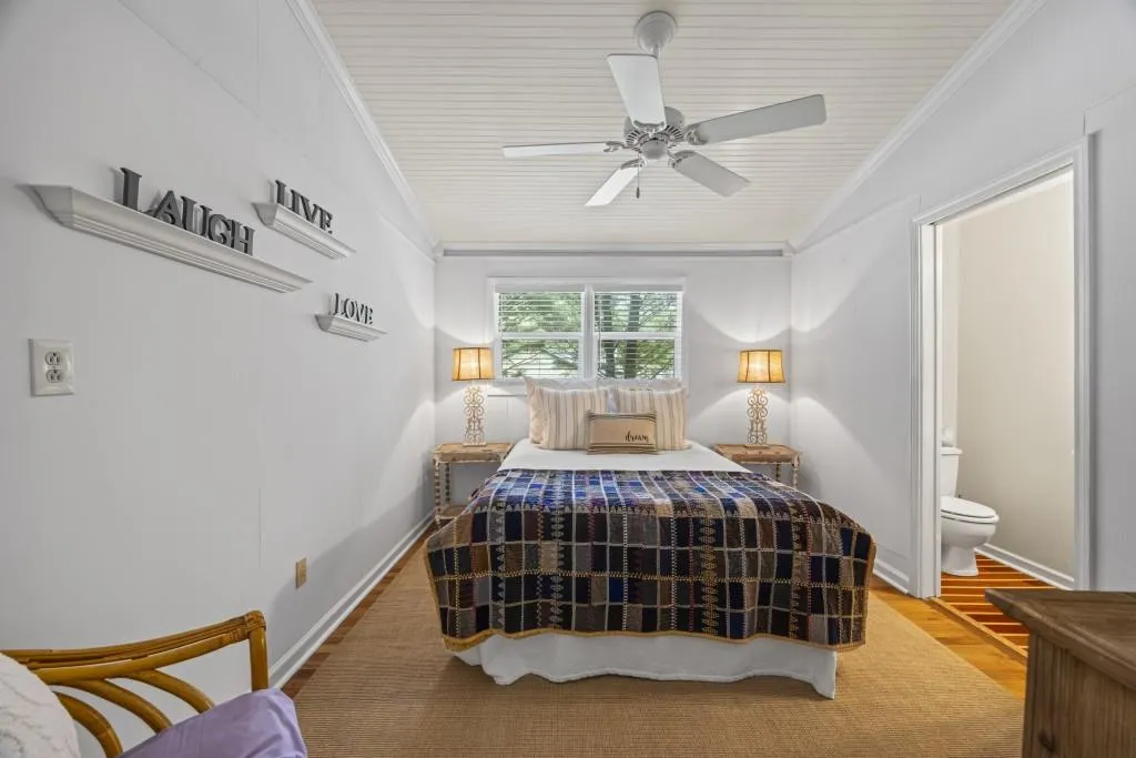 Lavonia, Georgia 30553, United States, 3 Bedrooms Bedrooms, ,2 BathroomsBathrooms,Residential,Pending,204257