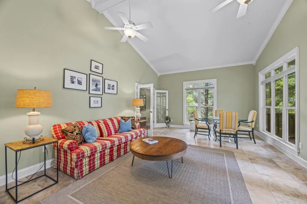 Lavonia, Georgia 30553, United States, 3 Bedrooms Bedrooms, ,2 BathroomsBathrooms,Residential,Pending,204257