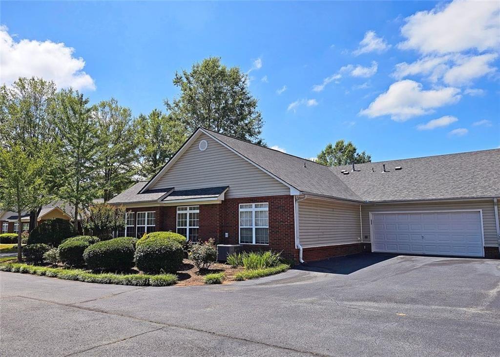 Villas of Seven Springs - Residential