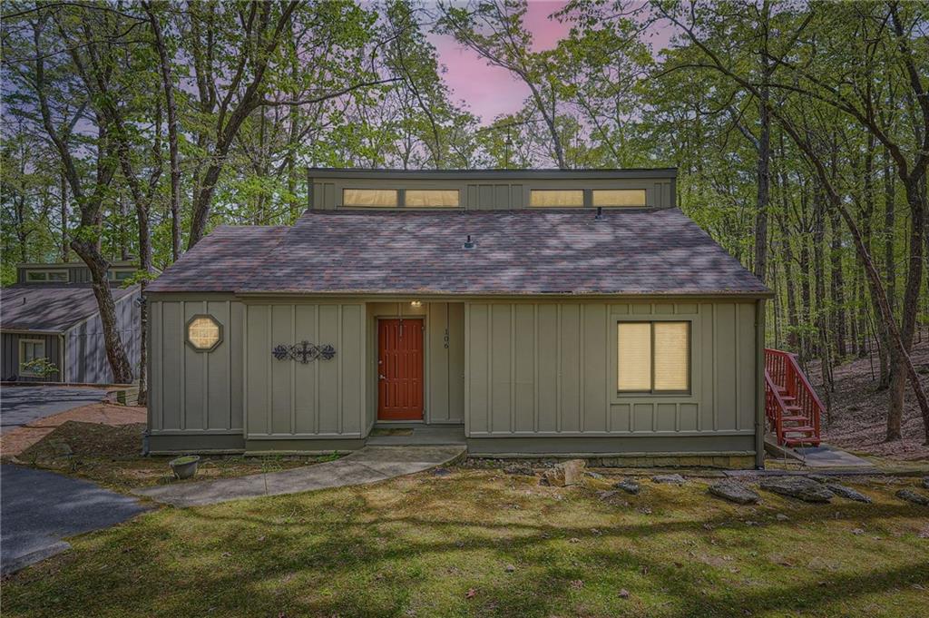 106 Lake Cottages Court, Waleska, Georgia image 2