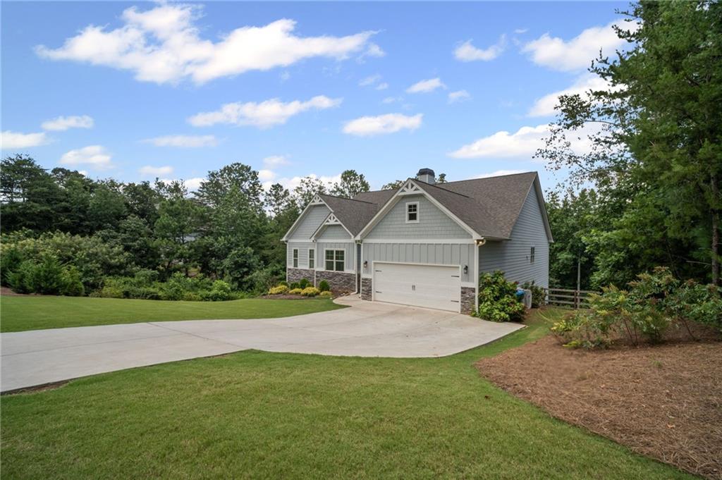 538 Black Horse Circle