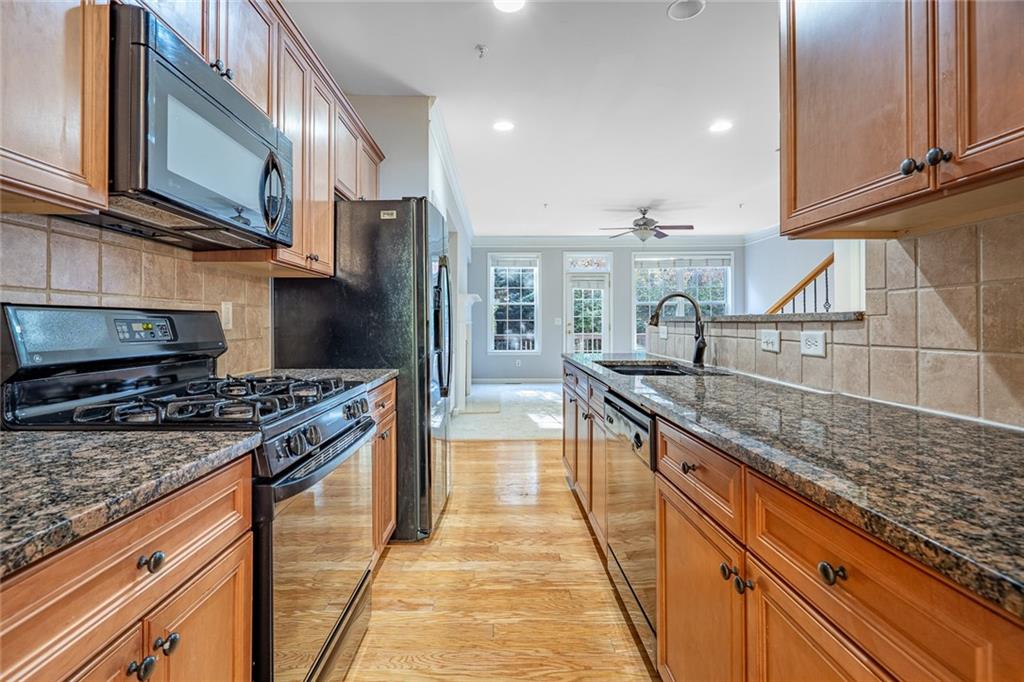 Highlands View - Residential Lease