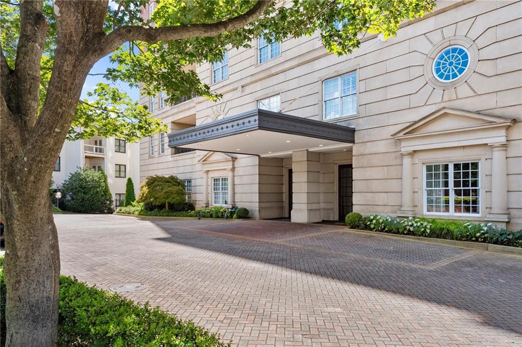 3657 Peachtree Road NE 8A