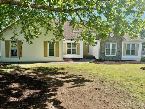 2965 Hunters Pond Court Snellville GA 30078