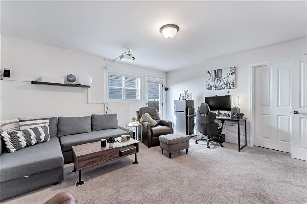 Jamestown - Residential Lease
