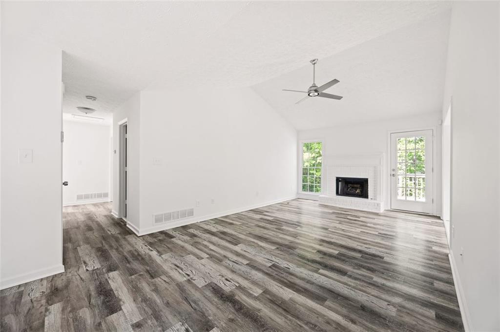 118 Maplewood Cove, Acworth, Georgia image 7