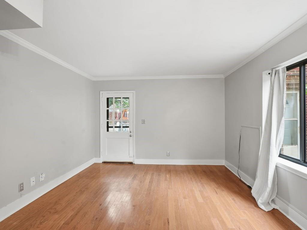 710 Argonne Avenue NE 1