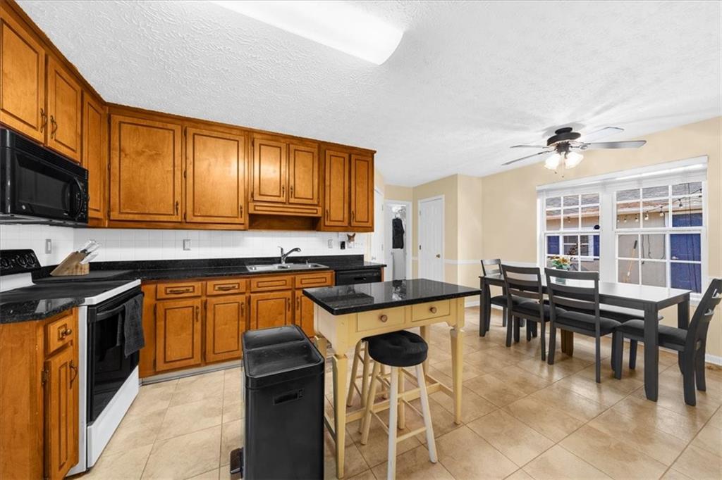 900 Willow Springs Court