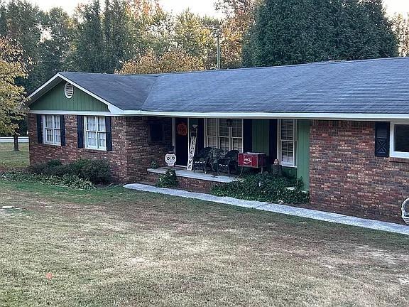 102 Crestmont Drive, Calhoun, Georgia image 4