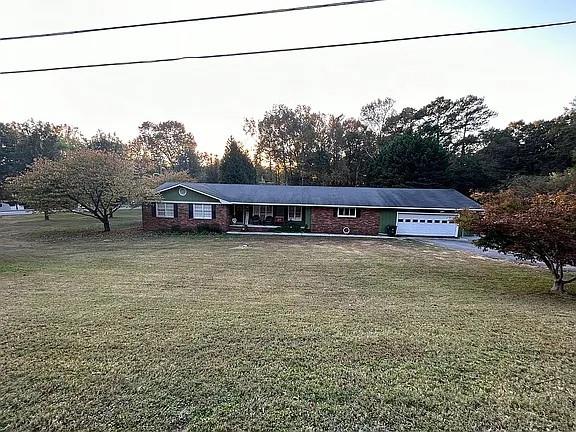 102 Crestmont Drive, Calhoun, Georgia image 2