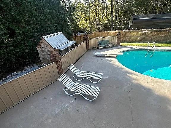 102 Crestmont Drive, Calhoun, Georgia image 9